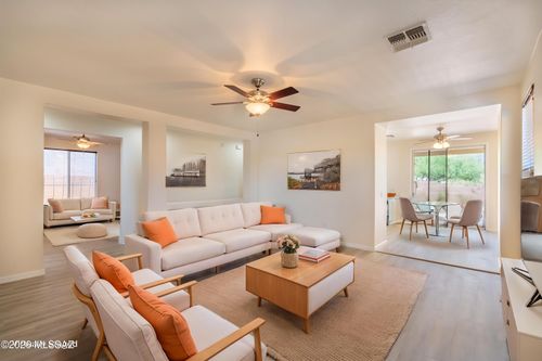 15741 S Camino Muesa, Sahuarita, AZ, 85629-8666 | Card Image