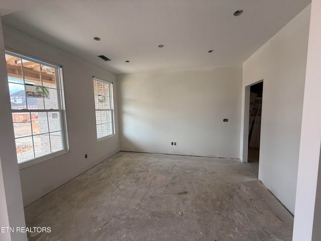 Flex room off the foyer | Image 4