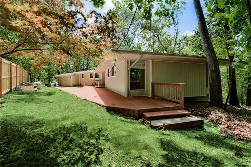 112 N Pleasant Ridge Dr, Rogers, AR, 72756-0701 | Card Image