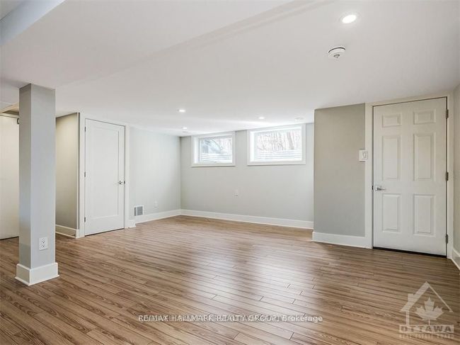 B - 933 Alpine Ave, House other with 2 bedrooms, 1 bathrooms and 2 parking in Ottawa ON | Image 12
