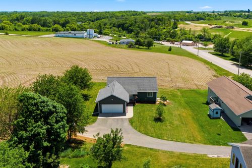 503 N Bennett Road, Dodgeville, WI, 53533 | Card Image