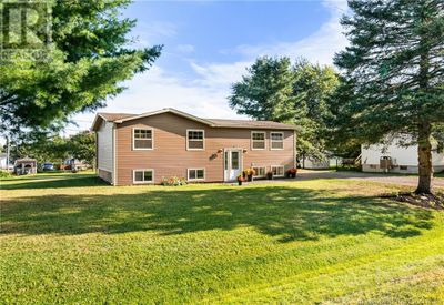 15 Maplehurst Dr, House other with 4 bedrooms, 2 bathrooms and null parking in Salisbury NB | Image 2