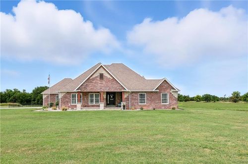 3302 N Saint Louis Ave, Joplin, MO, 64801-9039 | Card Image