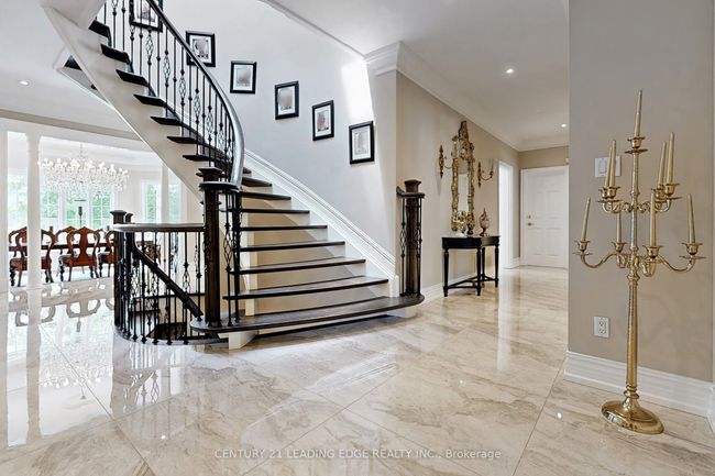 10 Roberson Dr, House other with 6 bedrooms, 7 bathrooms and 4 parking in Ajax ON | Image 4