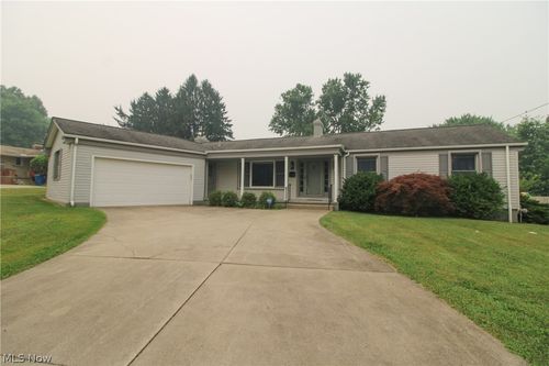 2985 Heatherbrae Dr, Poland, OH, 44514-1843 | Card Image