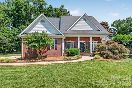 932 Gristmill Dr, Rock Hill, SC, 29732-9801 | Card Image