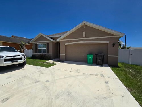 2101 Se Floresta Dr, Port St. Lucie, FL, 34984-4753 | Card Image