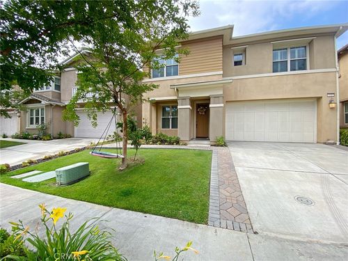 3318 Ridge Park Ct, Long Beach, CA, 90804-1201 | Card Image