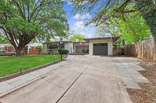 3619 E 9th St N, Wichita, KS, 67208-3029 | Card Image