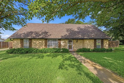 720 Blanton Dr, Sherman, TX, 75092-5404 | Card Image