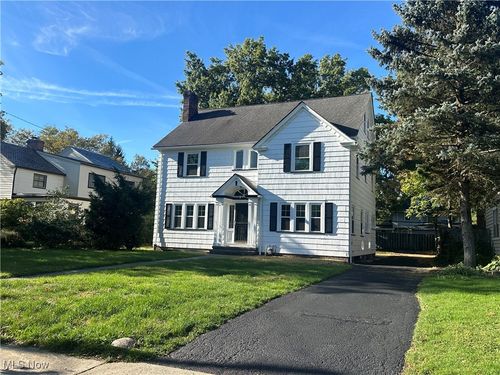 3190 Warrington Rd, Shaker Heights, OH, 44120-2429 | Card Image