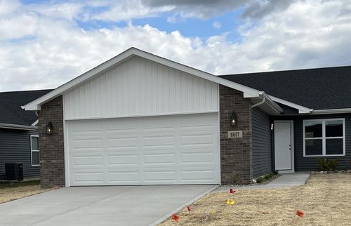 8652 Madison St, Merrillville, IN, 46410-5983 | Card Image