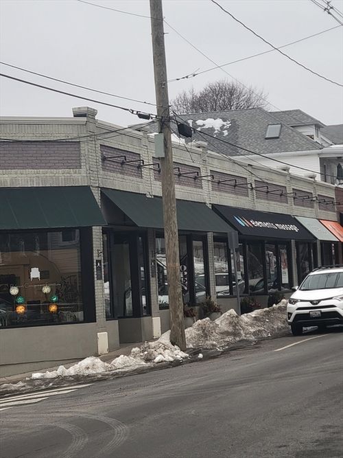 695 Belmont St, Belmont, MA, 02478-4401 | Card Image