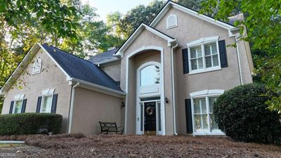 6815 Fairgreen Drive, House other with 4 bedrooms, 2 bathrooms and 2 parking in Suwanee GA | Image 3