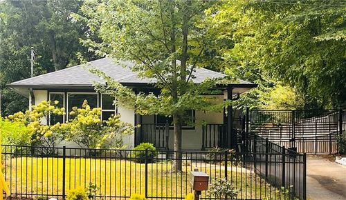 166 Howard St Ne, Atlanta, GA, 30317-1143 | Card Image