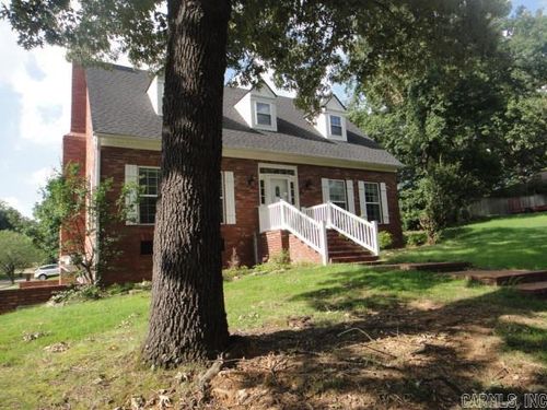 311 Live Oak Dr, Searcy, AR, 72143-4525 | Card Image