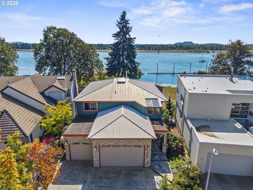 13921 Se 38th St, Vancouver, WA, 98683-3906 | Card Image