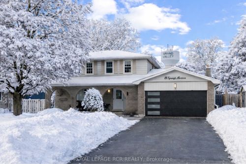 18 Spruyt Ave, Grand Valley, ON, L9W5X4 | Card Image