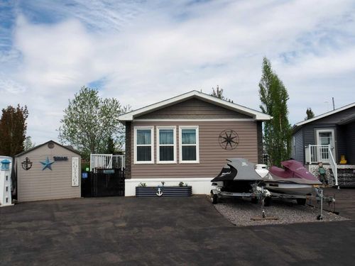18-41019 Range Road 11, Bentley, AB, T0C0J1 | Card Image