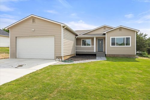 5908 Collins Ct, Granbury, TX, 76048-6689 | Card Image