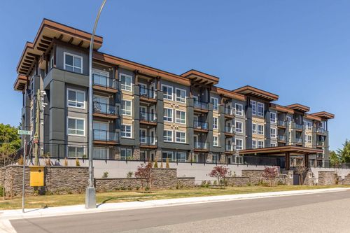 214-9450 Robson St, Chilliwack, BC, V2P0L7 | Card Image