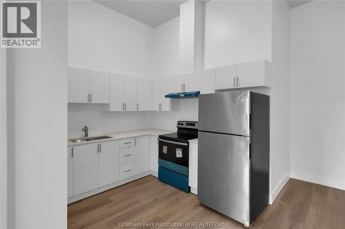 3-131 Main St, Dresden, ON, N0P1M0 | Card Image