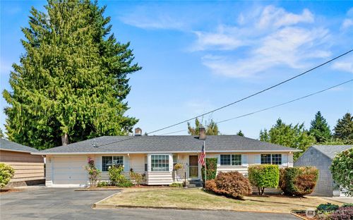 19614 6th Ave S, Des Moines, WA, 98148-2426 | Card Image