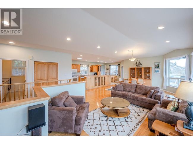 19409 Mcdougald Rd, House other with 3 bedrooms, 2 bathrooms and 2 parking in Summerland BC | Image 18