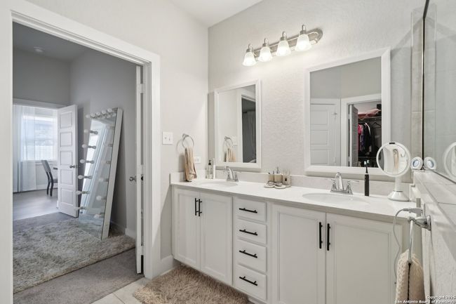 14926 Palmer Crk, House other with 4 bedrooms, 2 bathrooms and null parking in San Antonio TX | Image 32