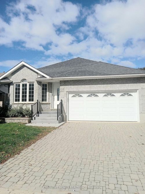 125 Municipal St, Guelph, ON, N1G4R1 | Card Image