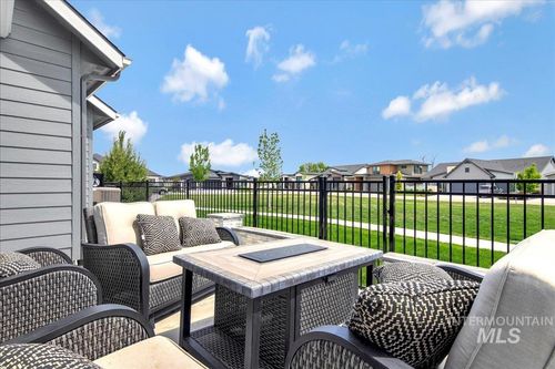 4315 E Cleary Ct, Meridian, ID, 83642-8682 | Card Image