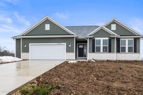 N101W16795 Gunflint Trail, Germantown, WI, 53022 | Card Image