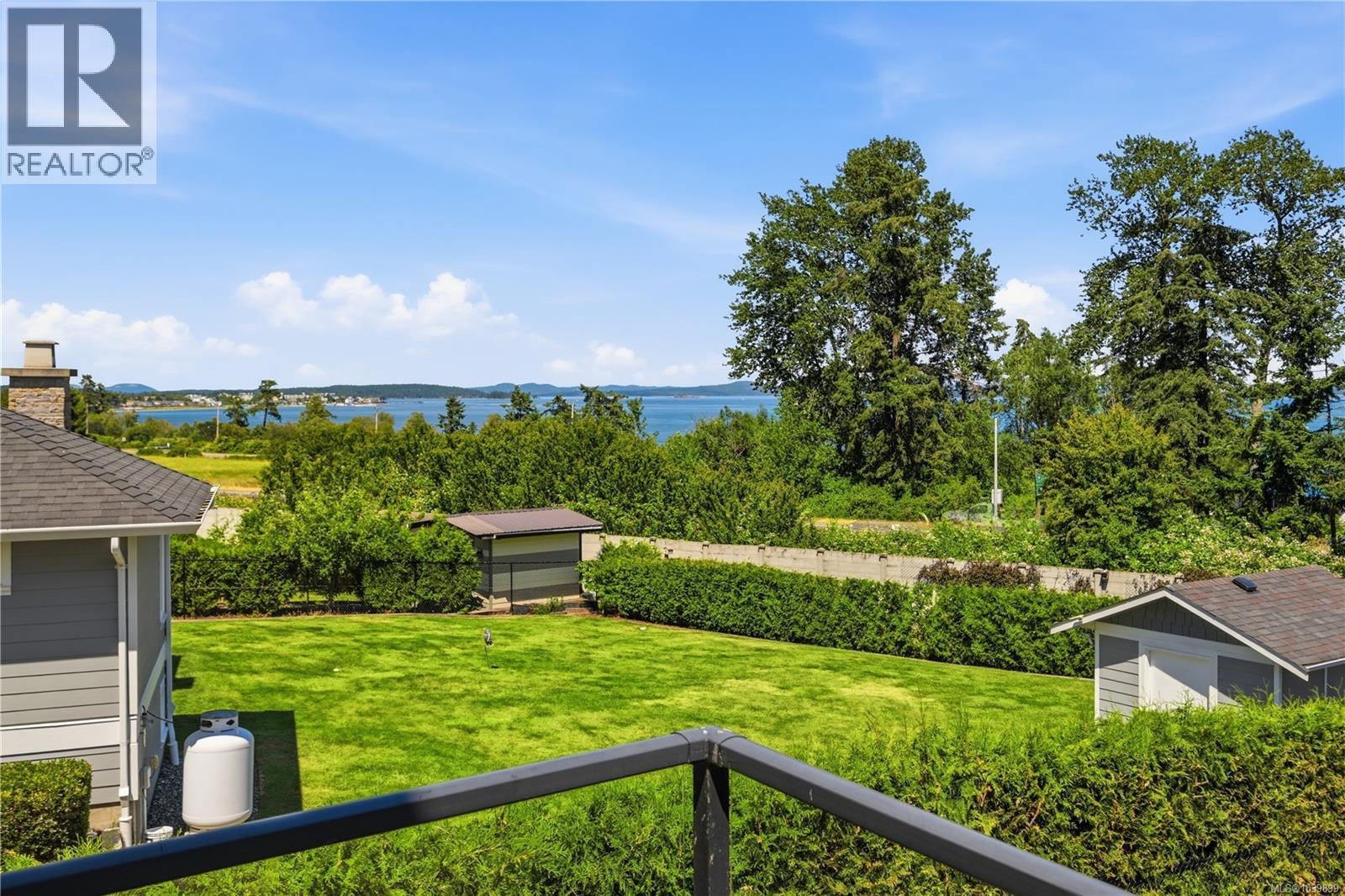 Residential in North Saanich 5