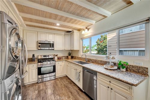 unit-24-630 W Lambert Rd, La Habra, CA, 90631-8919 | Card Image