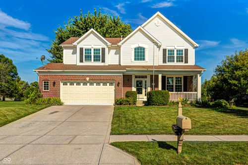 1874 Wayfield Dr, Avon, IN, 46123-7335 | Card Image