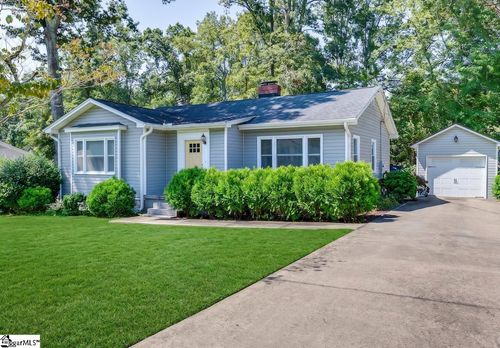 200 Cardinal Dr, Taylors, SC, 29687-3215 | Card Image