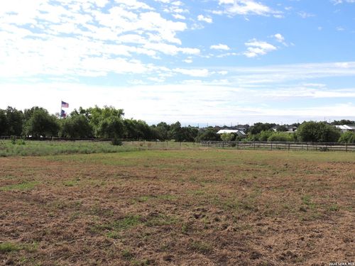 510 John Price, Blanco, TX, 78606-4434 | Card Image