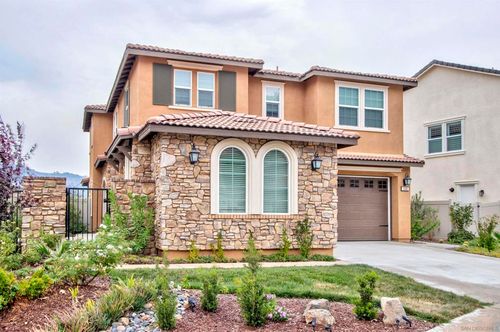 368 Ventasso, Fallbrook, CA, 92028 | Card Image