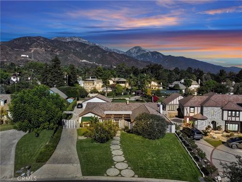 2376 Sunset Curv, Upland, CA, 91784-1069 | Card Image