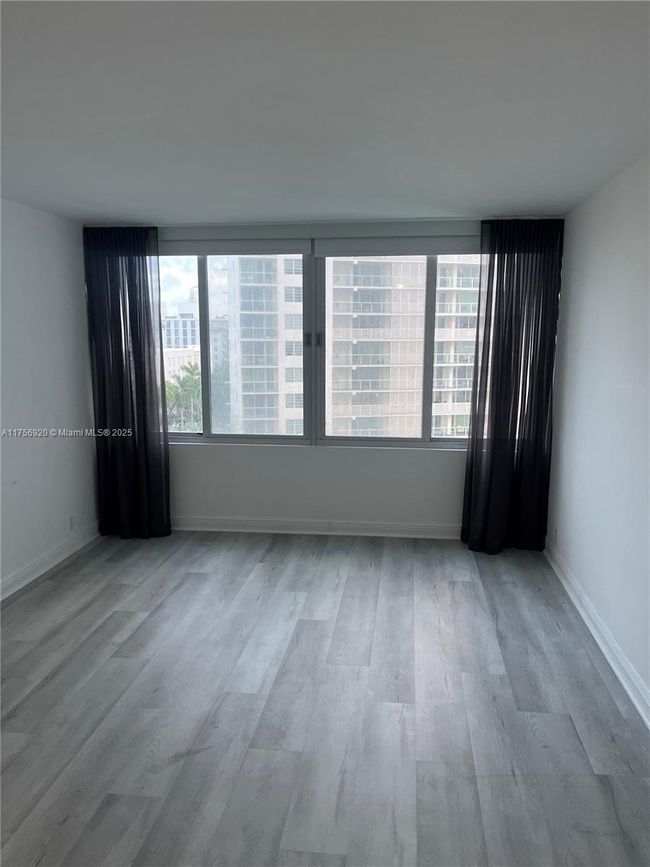 APT-702 - 1000 West Ave, Condo with 2 bedrooms, 2 bathrooms and null parking in Miami Beach FL | Image 18