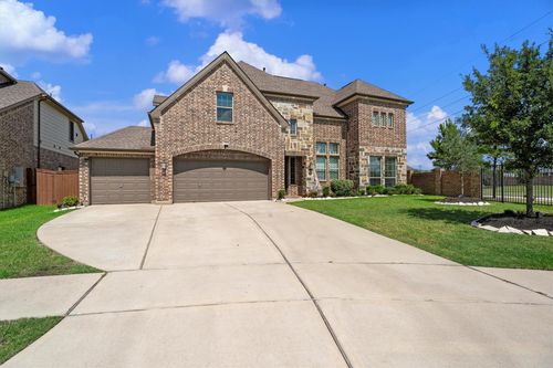 9023 Caprock Bluff Ln, Cypress, TX, 77433-8234 | Card Image