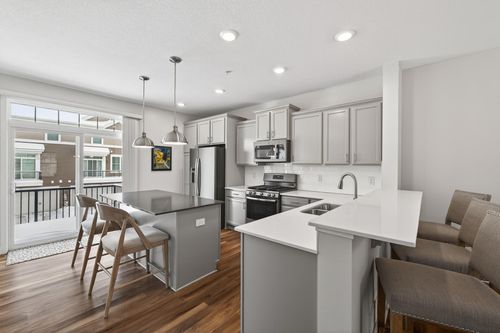 5092 93rd Ln N, Brooklyn Park, MN, 55443-2385 | Card Image