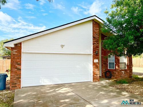 120 Cades Ct, Clovis, NM, 88101-9555 | Card Image