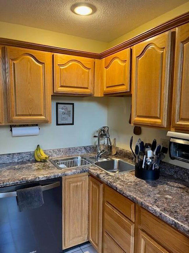 Kitchen | Image 15