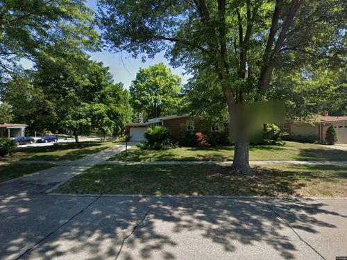 1050 Brooklawn Drive, Troy, MI, 48084 | Card Image