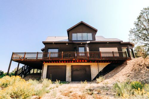 985 N Russell Rd, Hatch, UT, 84735-7791 | Card Image