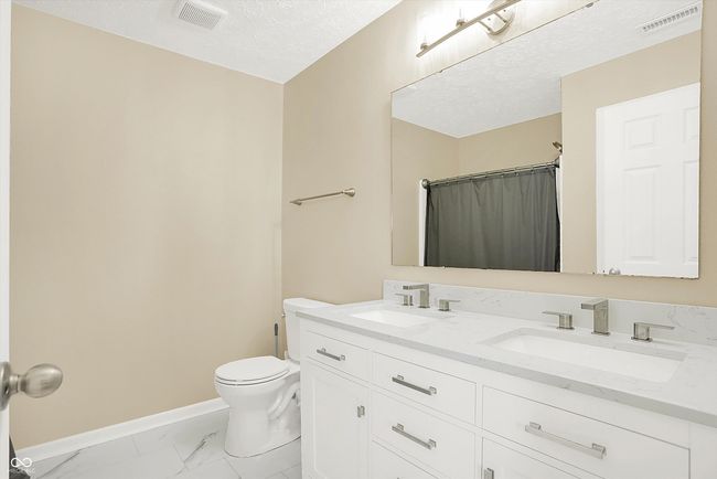 7022 Forrester Ln, Condo with 3 bedrooms, 3 bathrooms and null parking in Indianapolis IN | Image 23