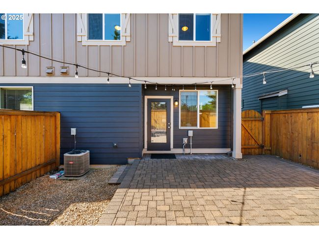 16085 Se Kingbird Dr, House attached with 3 bedrooms, 3 bathrooms and 1 parking in Clackamas OR | Image 26