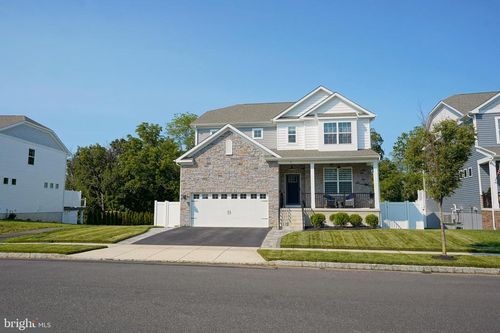 71 Westmont Dr, MEDFORD, NJ, 08055-4043 | Card Image
