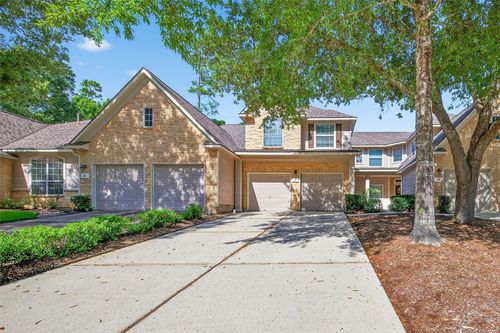 18 W Greenhill Terrace Pl, The Woodlands, TX, 77382-1612 | Card Image